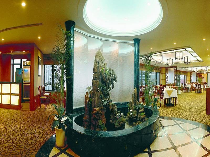 Furama Hotel Dalian Extérieur photo