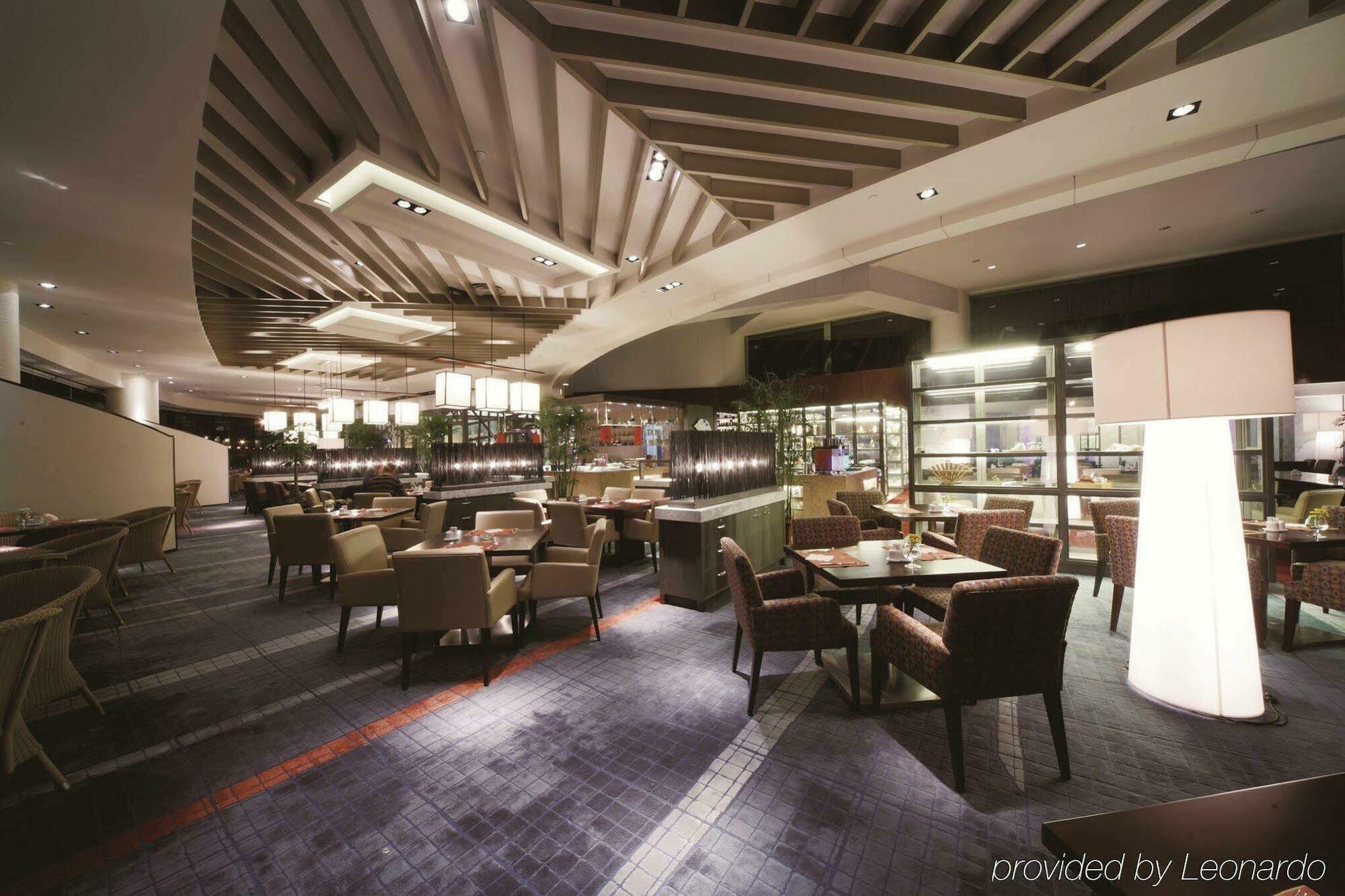 Furama Hotel Dalian Restaurant photo